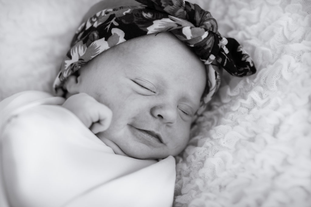 Lifestyle Newborn Photo Session in Glendale, AZ | LORI O PHOTO