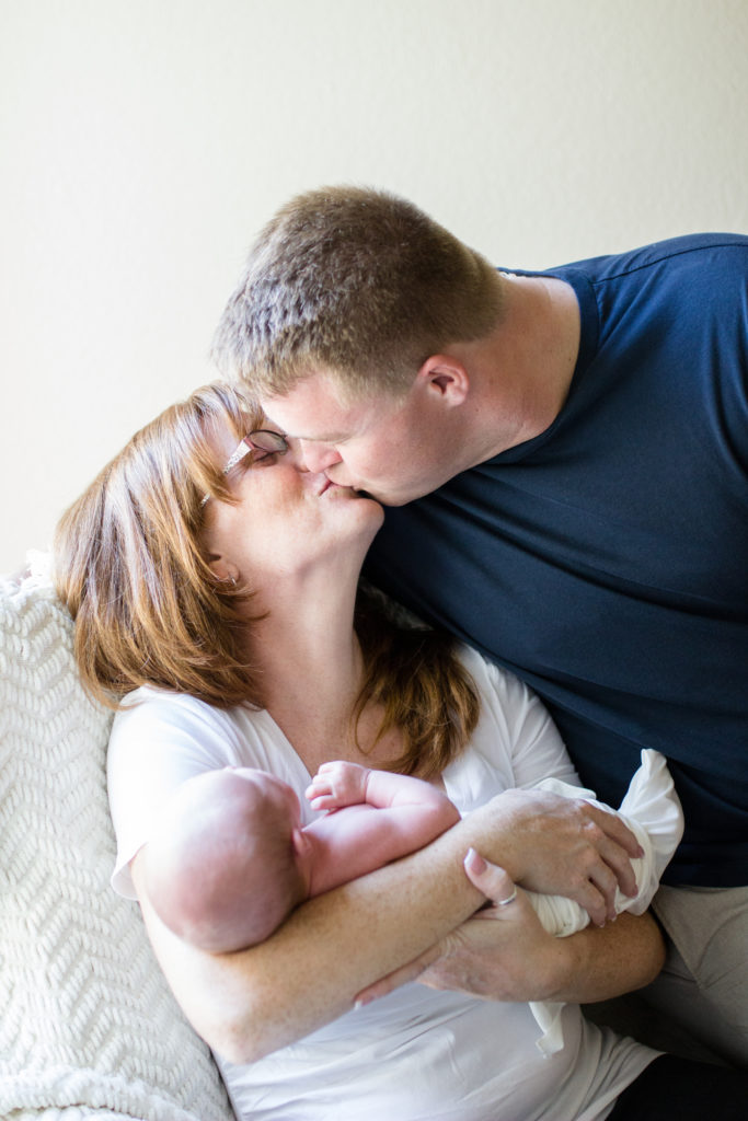 Lifestyle Newborn Photo Session in Glendale, AZ | LORI O PHOTO