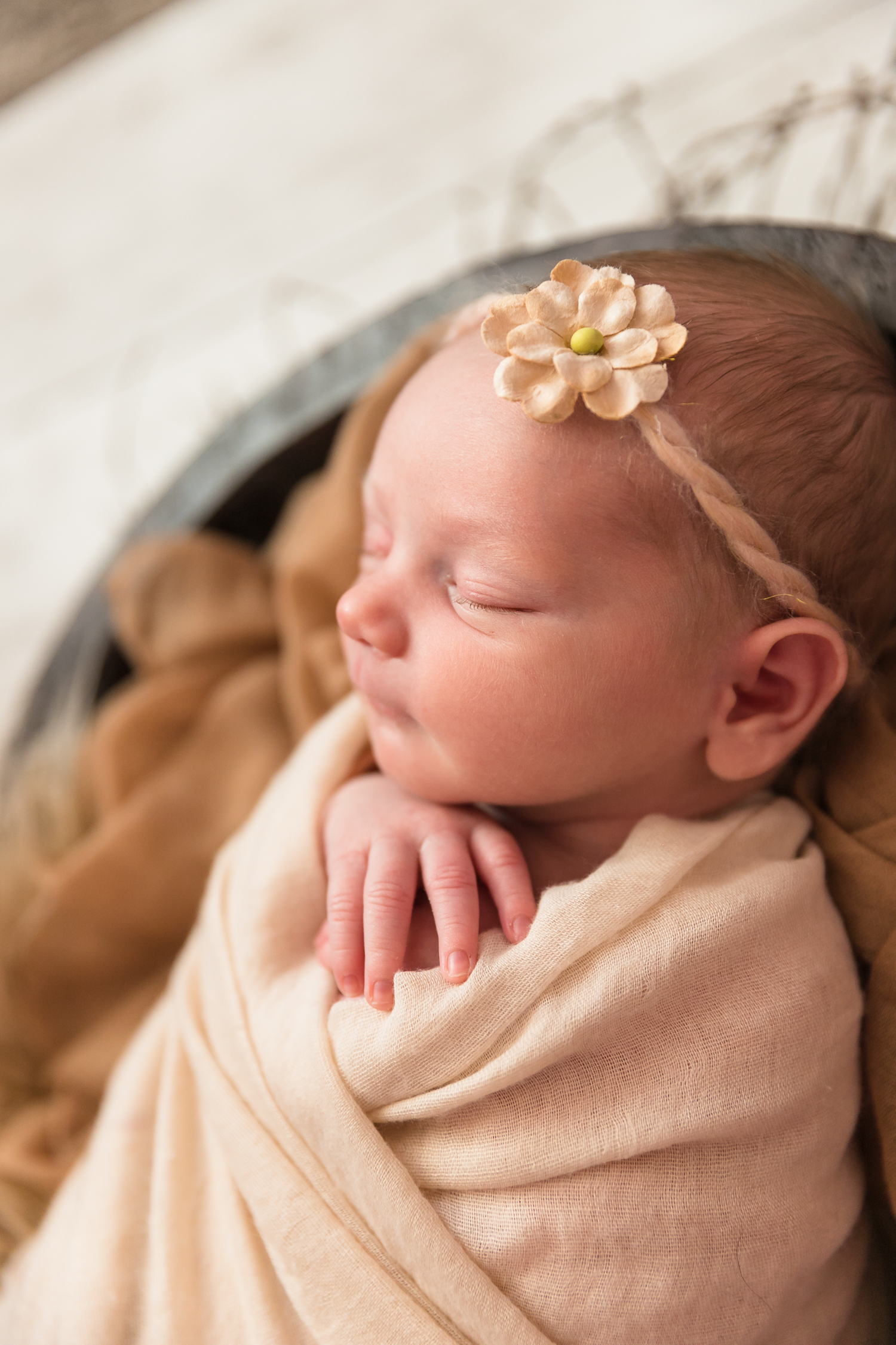 Lifestyle In-Home Newborn Photography Session | Goodyear, Arizona | Baby Harlow