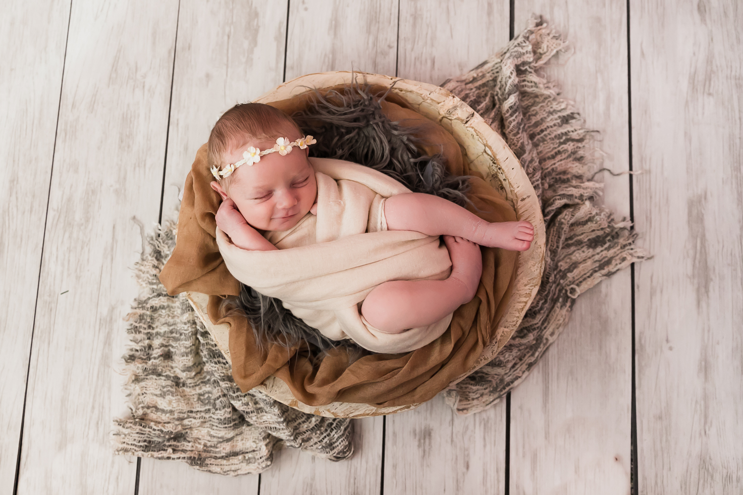 Lifestyle In-Home Newborn Photography Session | Goodyear, Arizona | Baby Harlow