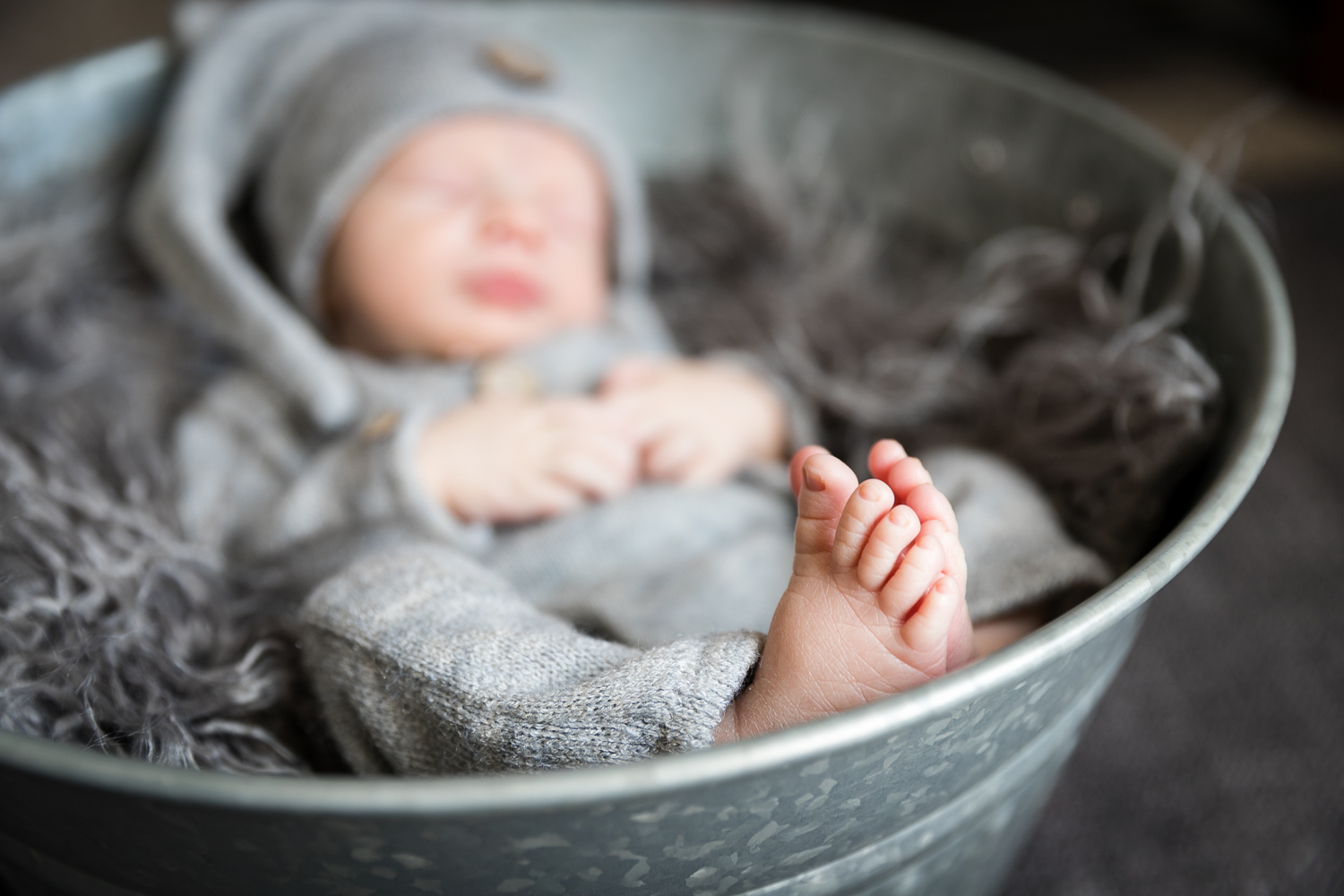 Newborn-Lifestyle-In-Home-Photographer-Phoenix-AZ-12