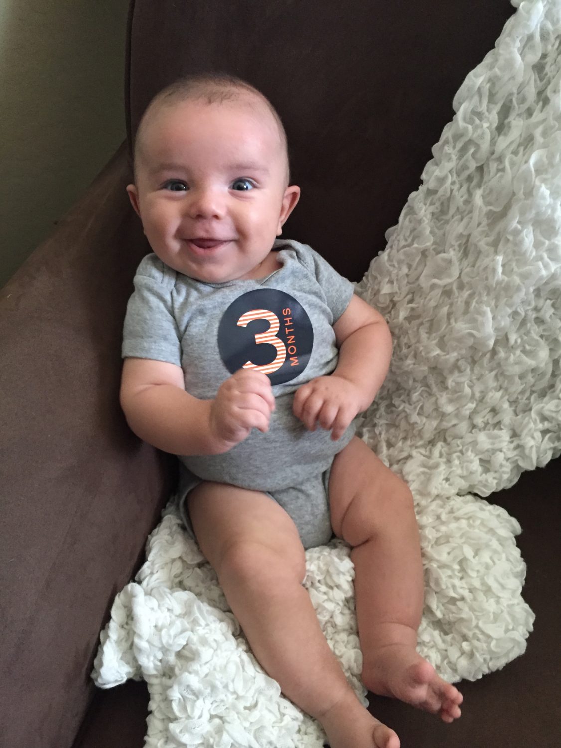 10 Can’t Miss Photos to Take at Every Stage | The Milestone Photo Series | 3-Month Olds