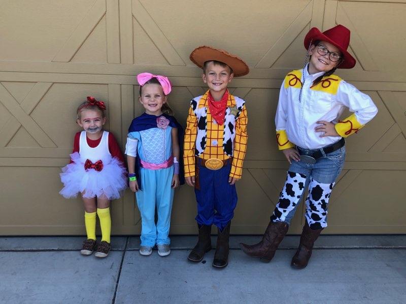 Toy Story 4 | Family Costume Ideas